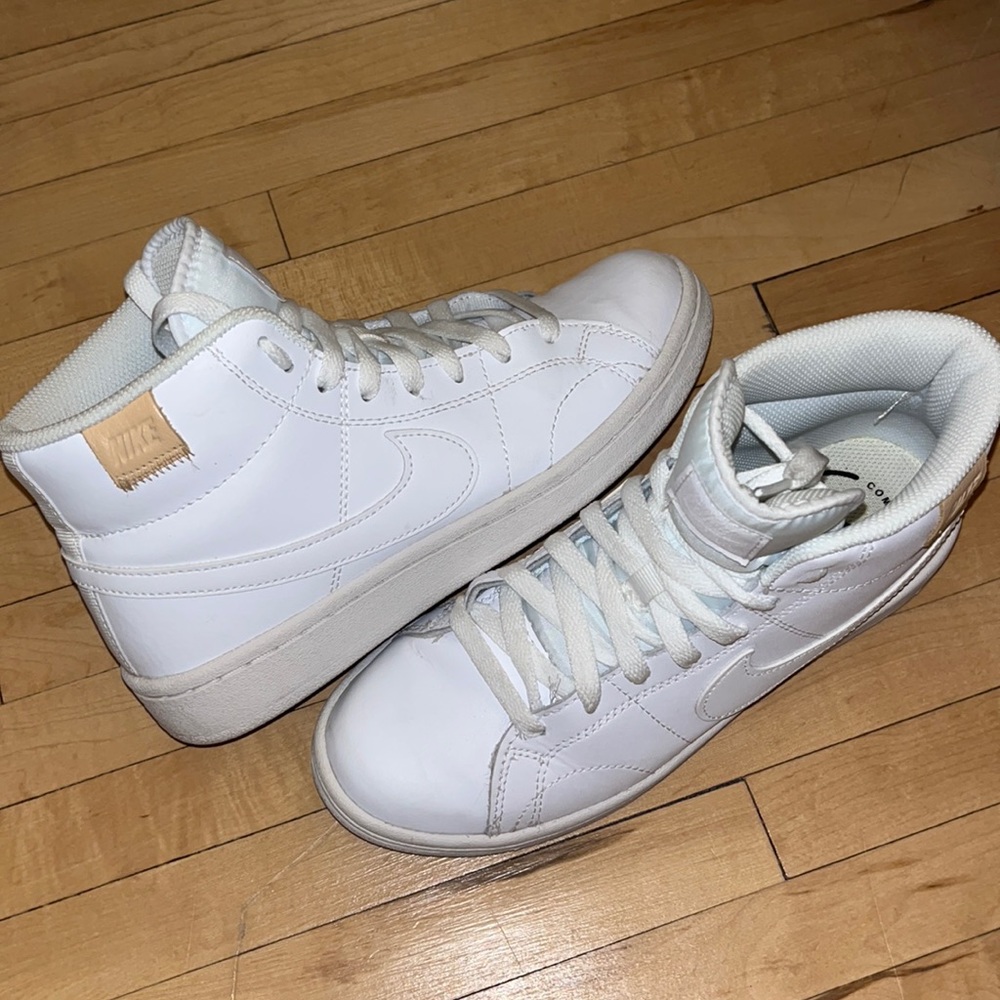 Nike Court Royale Sneakers-Mids